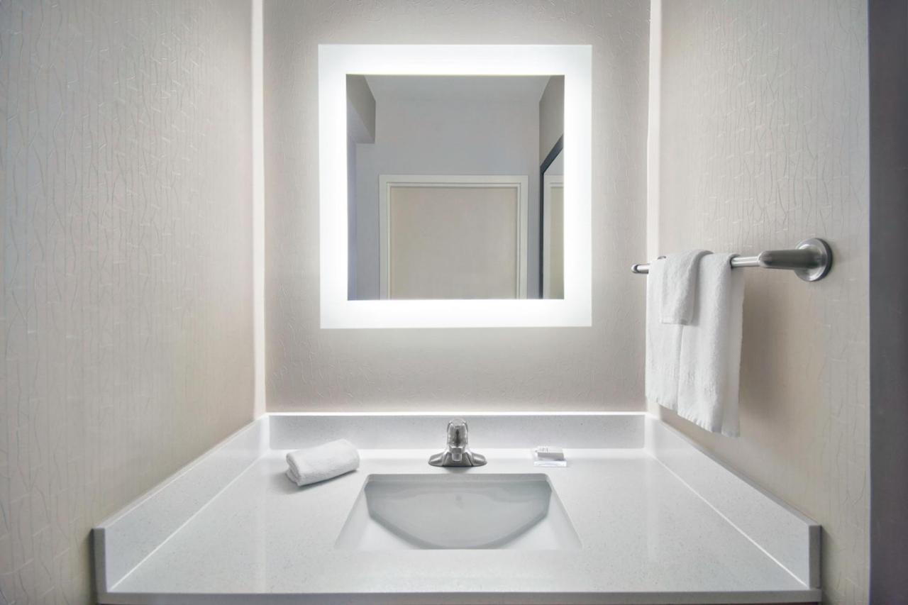 Springhill Suites Erie Kearsarge Extérieur photo
